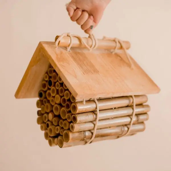 Qtoys Wooden Hanging Bee House