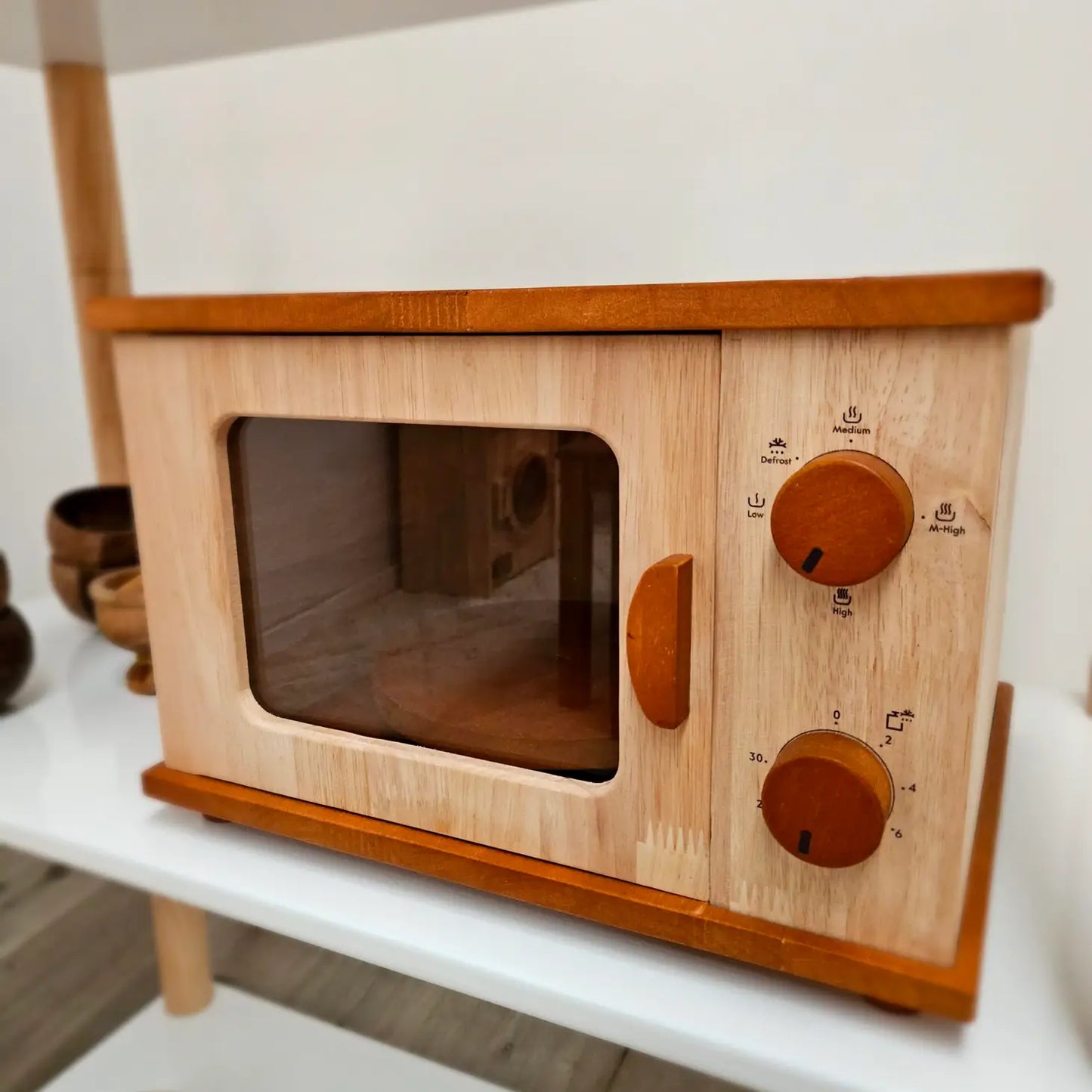 Qtoys Wooden Microwave Oven