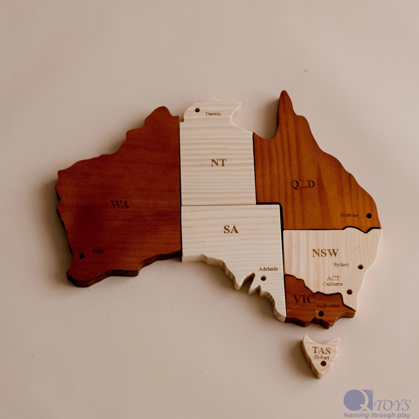 Qtoys Wooden Australian Map Puzzle Play Set