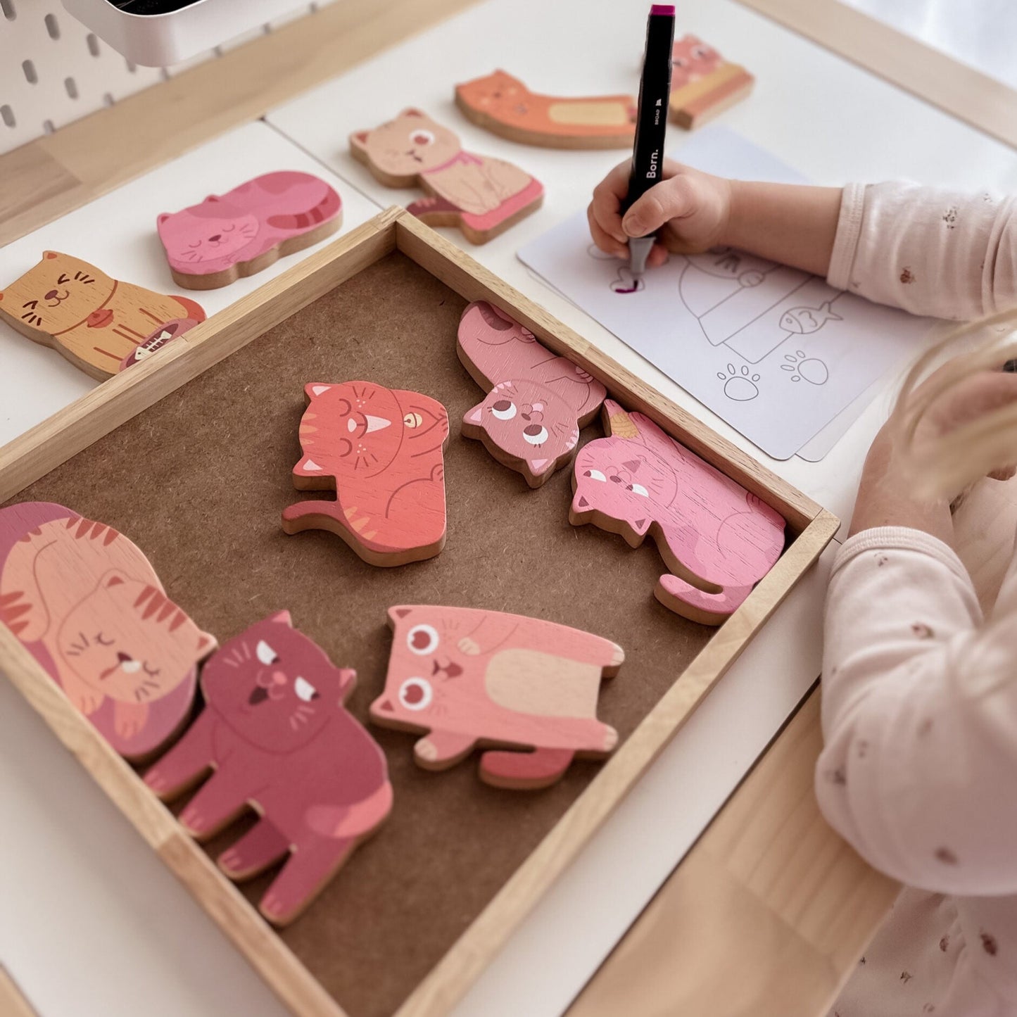 Qtoys Wooden Cat play set & colouring